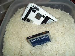 Telemovel caiu na agua GADGET HUB_5